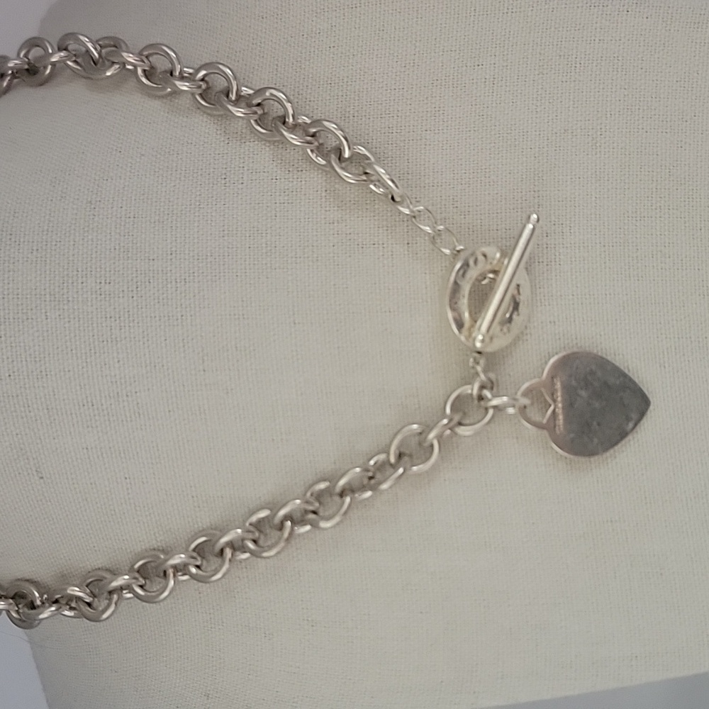 Tiffany & CO Silver Heart Toggle Initial R Pendant Necklace 925